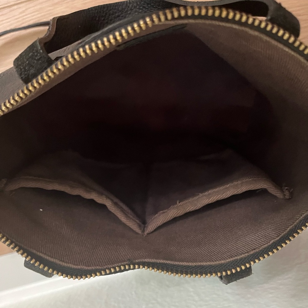 Madewell Black Leather Zip Top Shoulder Bag - Picture 7 of 7
